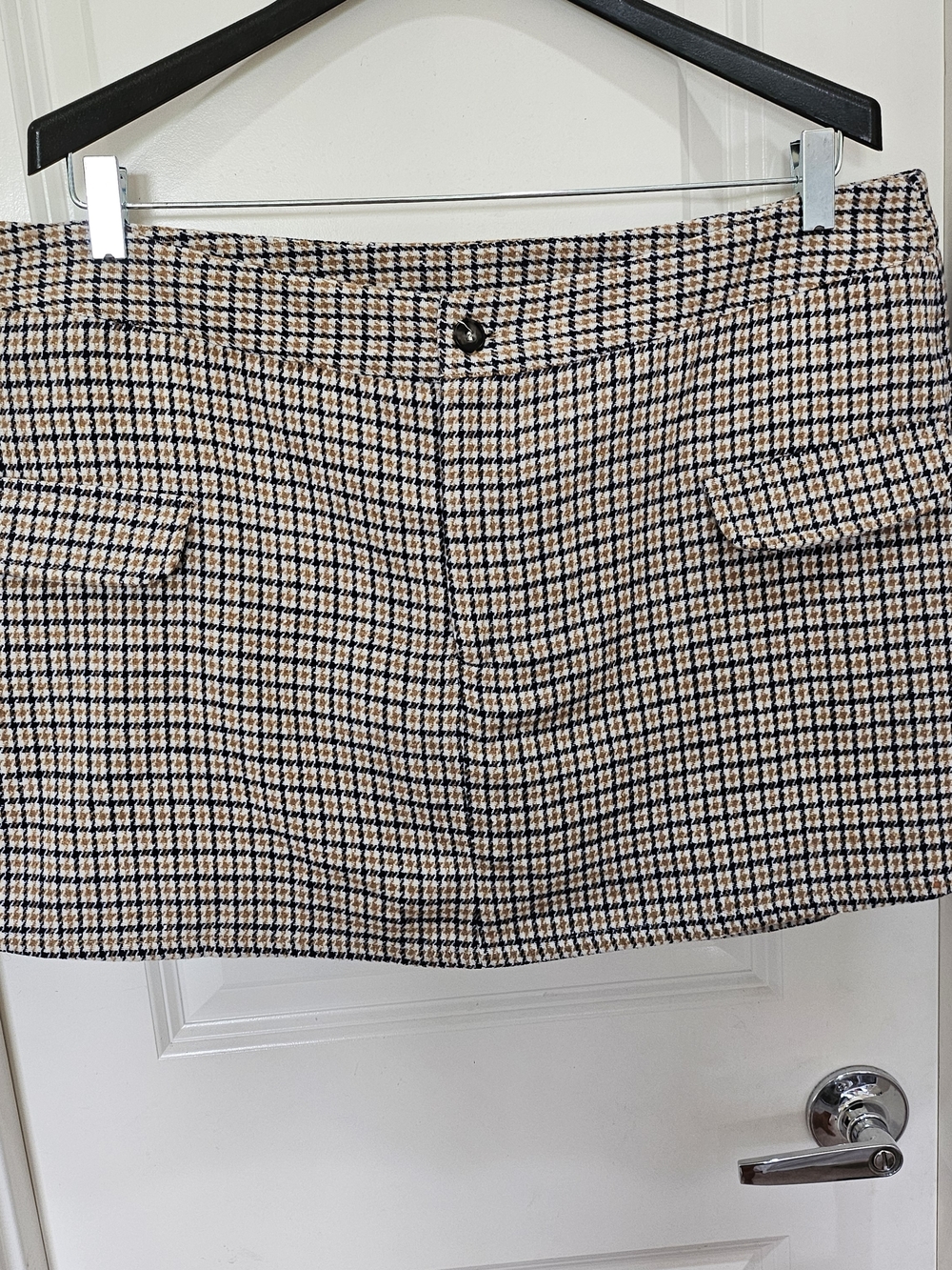 NWT Plaid Mini Skort in Navy and Camel